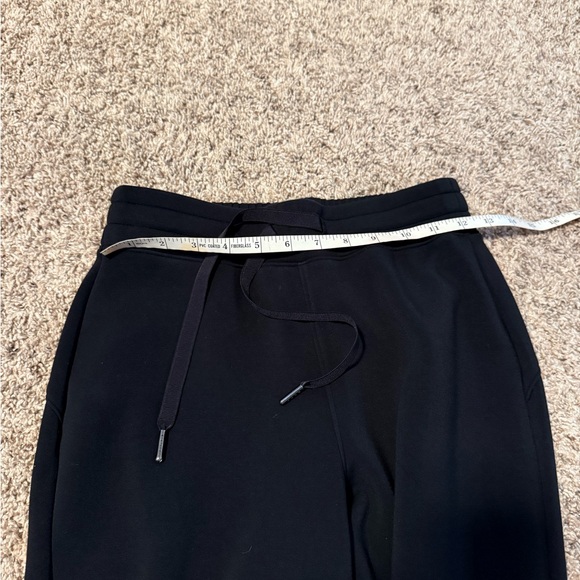 SPANX Black Women's Tapered Leg Pants - Picture 8 of 9